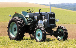 tractor0608.jpg